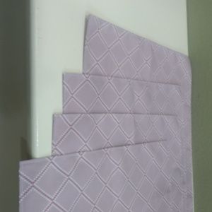 NWOT Placemat 4 four cloth washable geometric print spring summer place setting